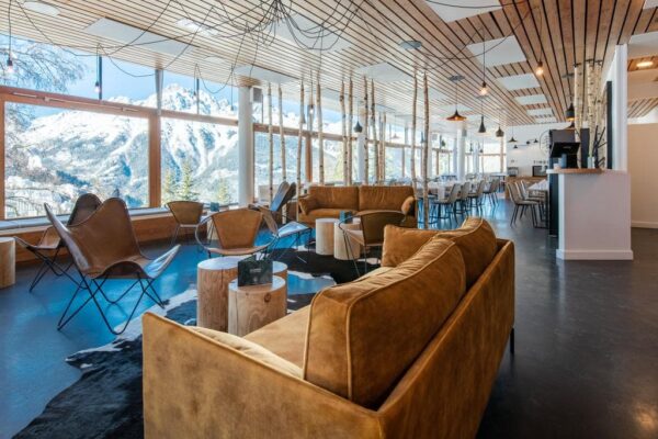 bar_resto_5_bacf11587a.cbab2cf.684a38b570a08c7a57b755500b2b2594